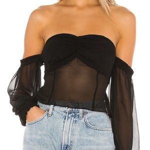 superdown Nickie Off Shoulder Top